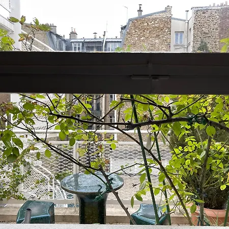Sur Seine Sablons * Neuilly-sur-Seine